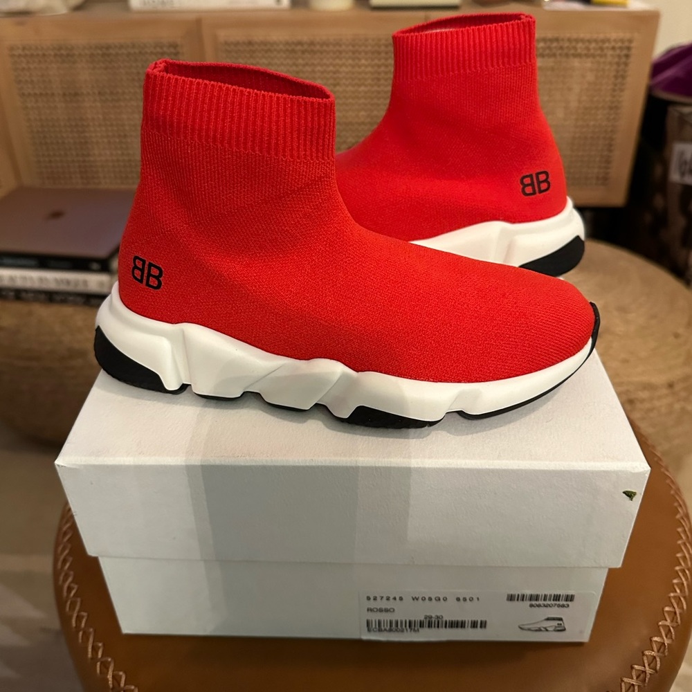 NWT Balenciaga Kids - Speed Sneaker in red knit, size 29-30 (EU), 12-12.5 (US)